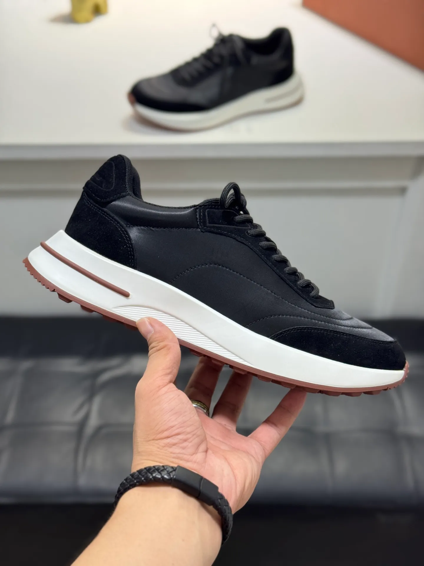 Men's men's shoes 💰440 [New style] 🪳🪳loro piana/LP material: The upper is made of umbrella cloth for routing. Anti-velvet fabric is wrapped on the front and back to ensure stability. The rear is equipped with a cushion to improve wearing comfort. Breathable mesh shoes. Stretch cloth lining𥚃. Latex mesh insole. TPU outsole. Code number: 38-44 (45 customized